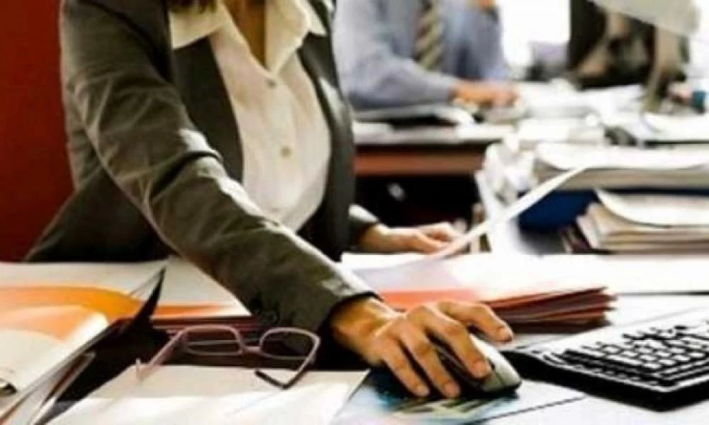 Το Δημόσιο αποκτά “ψηφιακό γκισέ” - Ποια πιστοποιητικά θα εκδίδονται γρήγορα και ηλεκτρονικά